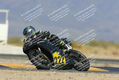 media/Mar-22-2025-CVMA (Sat) [[462c0ffedb]]/Race 13-Amateur Supersport Middleweight/